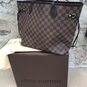 Louis Vuitton Medium Tote